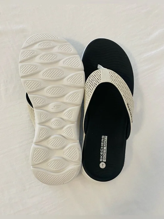 Skechers Women's Black and Cream Perforated Foam Thong Sandals - Picture 7 of 9